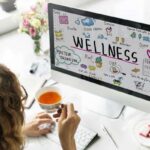 Wellness & Screens: Striking a Healthy Equilibrium